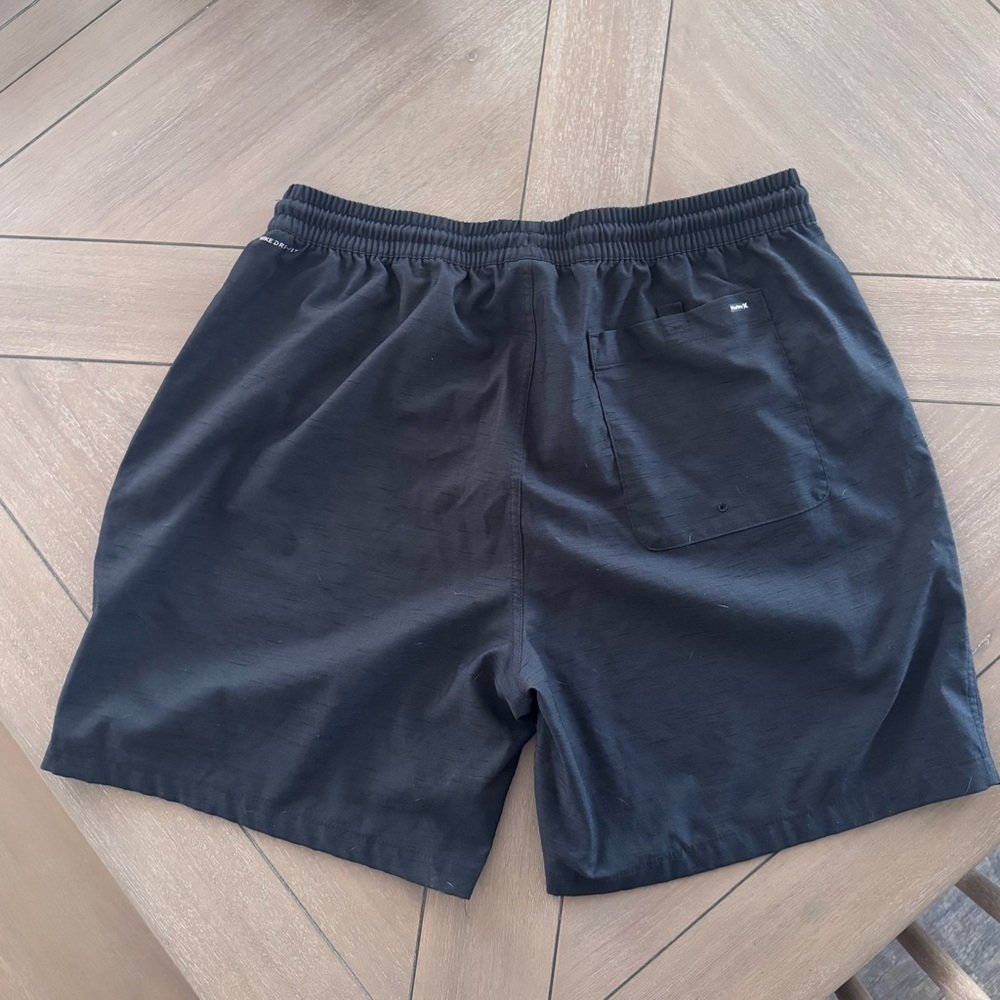 Hurley x Nike Charcoal and Black Heathered Shorts - Men’s XL - Picture 6 of 10